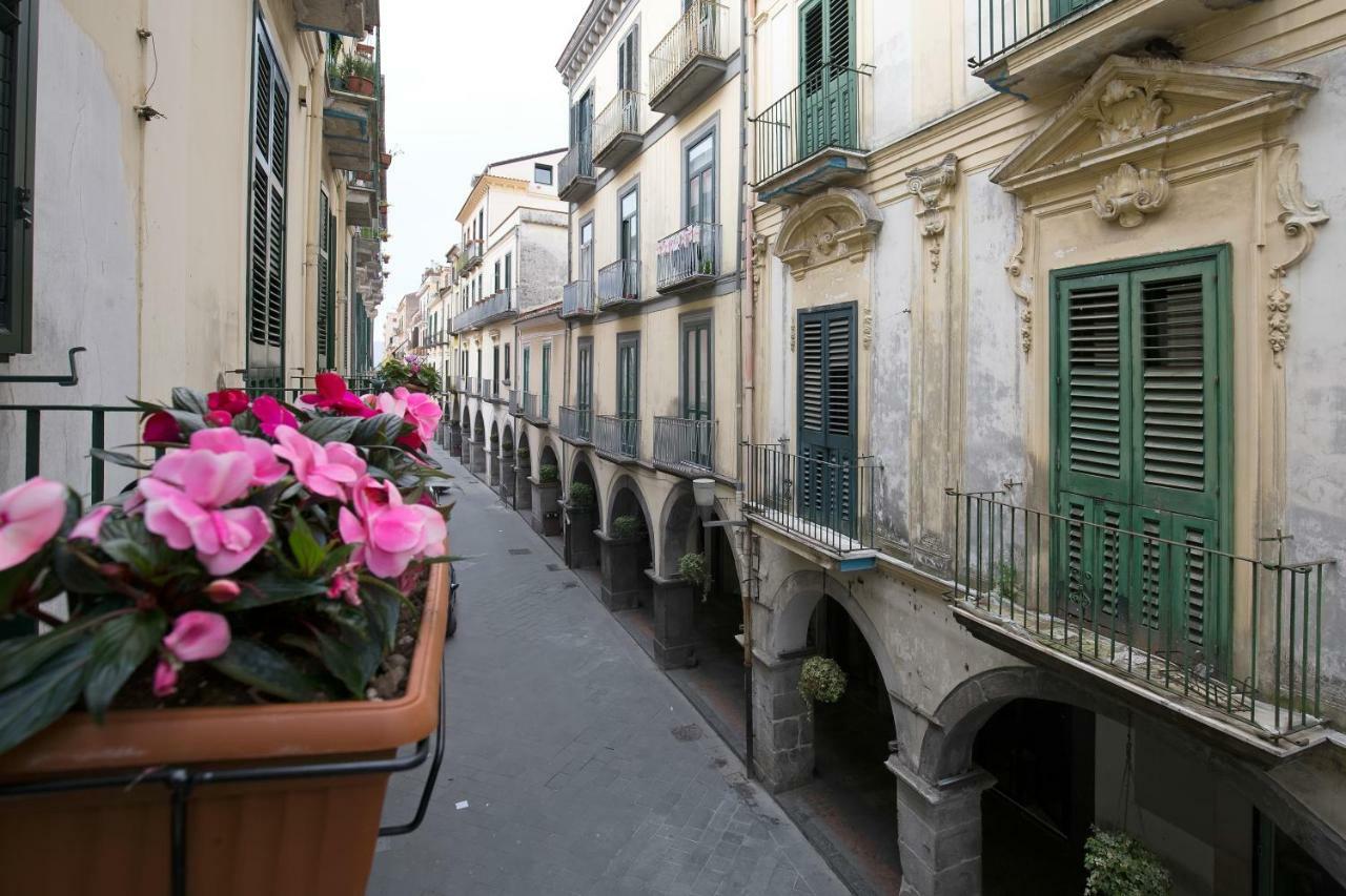 B&B Luxury Scacciaventi กาวา เด ตีร์เรนี ภายนอก รูปภาพ